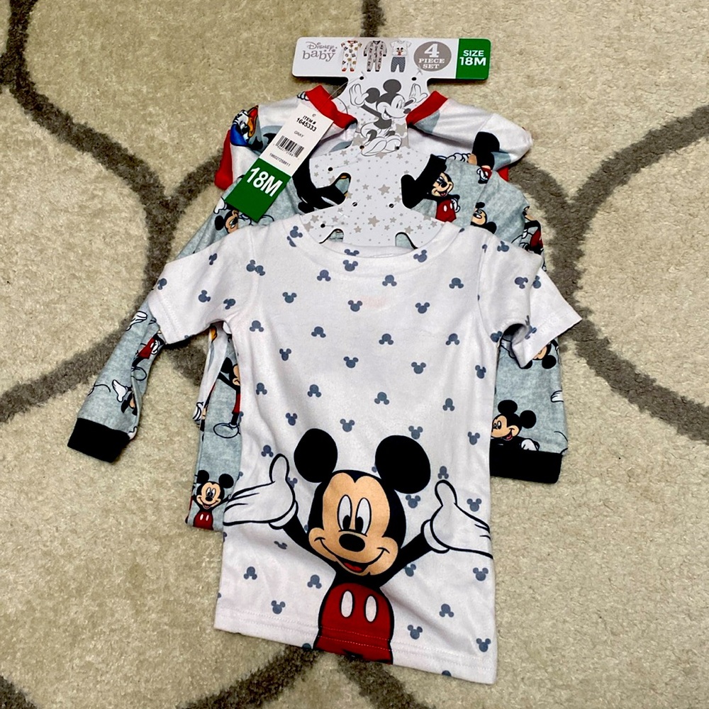 Disney Baby•4 Piece Set•Size 18M